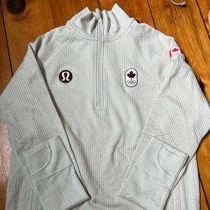 Lululemon Canada gear